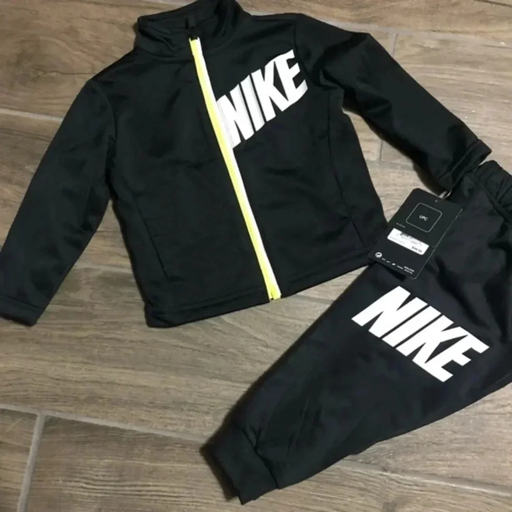 NWT Nike toddler jogger set with jacket yellow zipper streetwear activewear